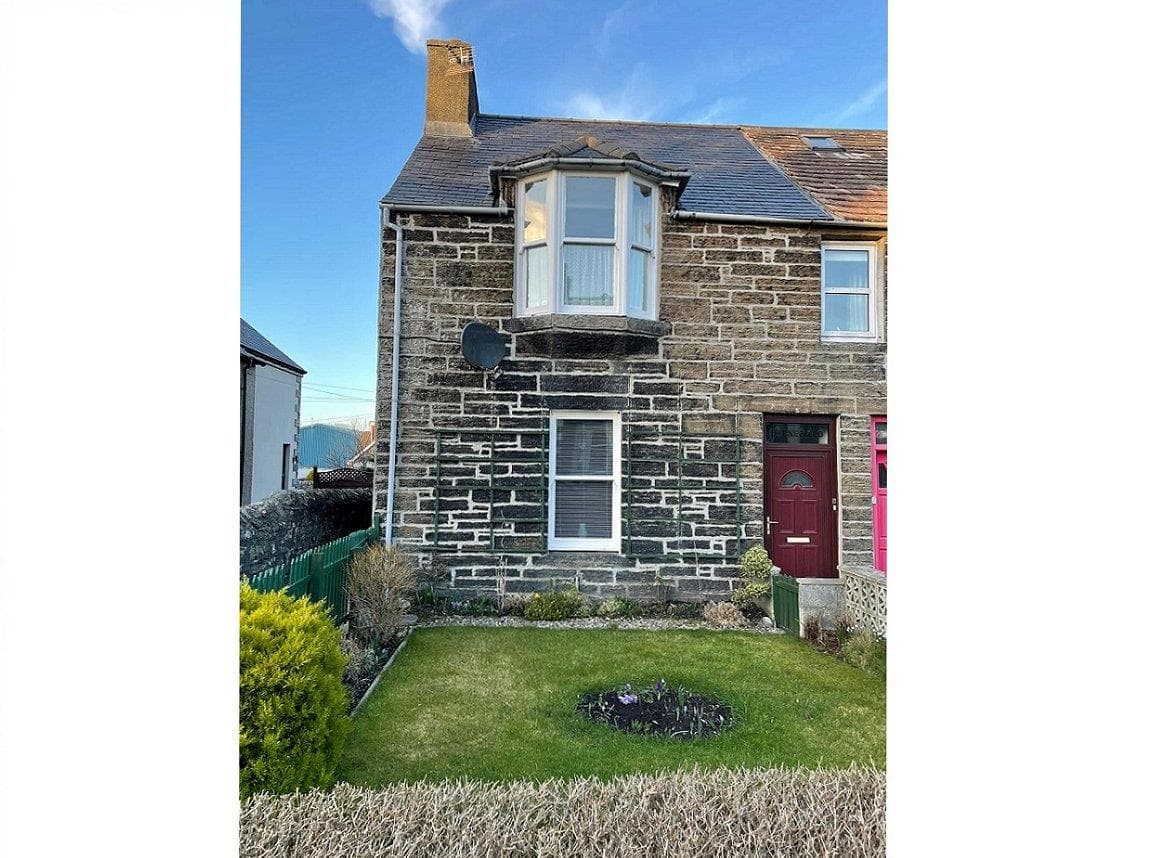 Lornefield, 9 Thurso Road, Wick, Caithness, KW1 5LE