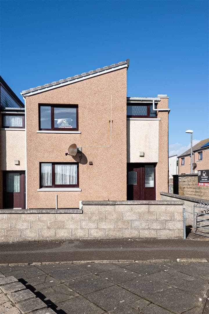 15 Macleod Road, Wick, Caithness